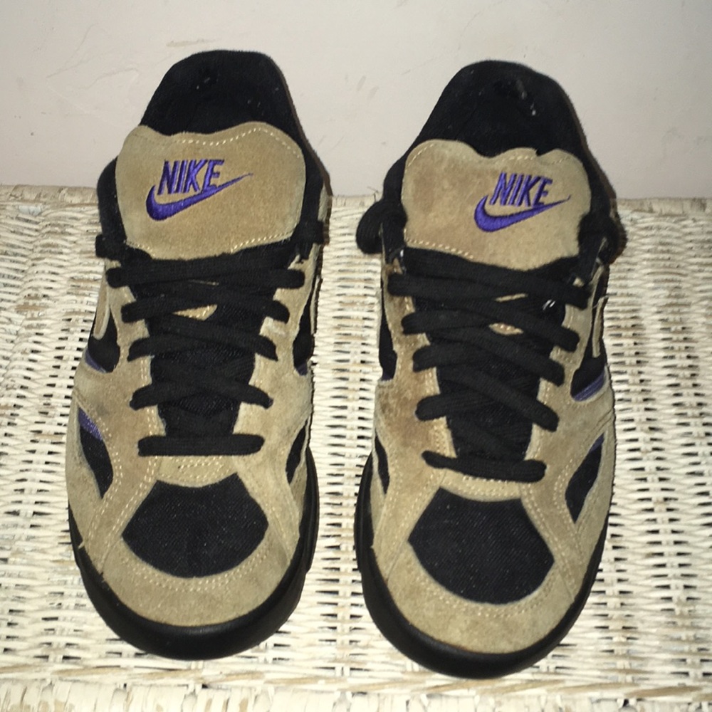 Vintage nike shoes